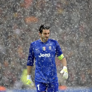 开云体育真人-职业联赛上座率下降是否反映观赛疲劳，lpl上座率